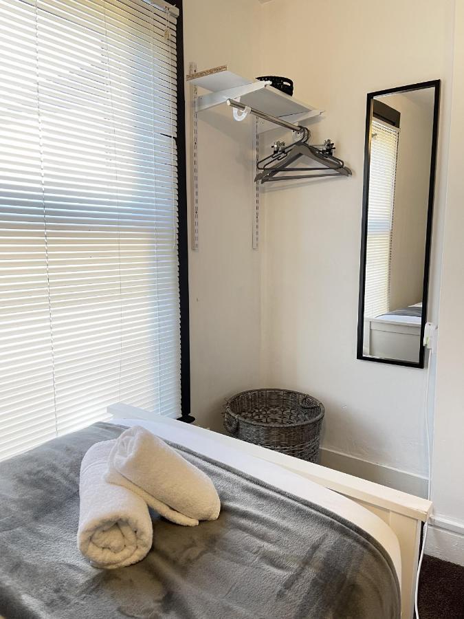 Jasper's Pet-Friendly Family Haven Villa Cambridge  Exterior photo