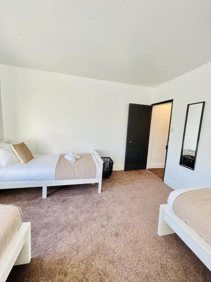 Jasper's Pet-Friendly Family Haven Villa Cambridge  Exterior photo