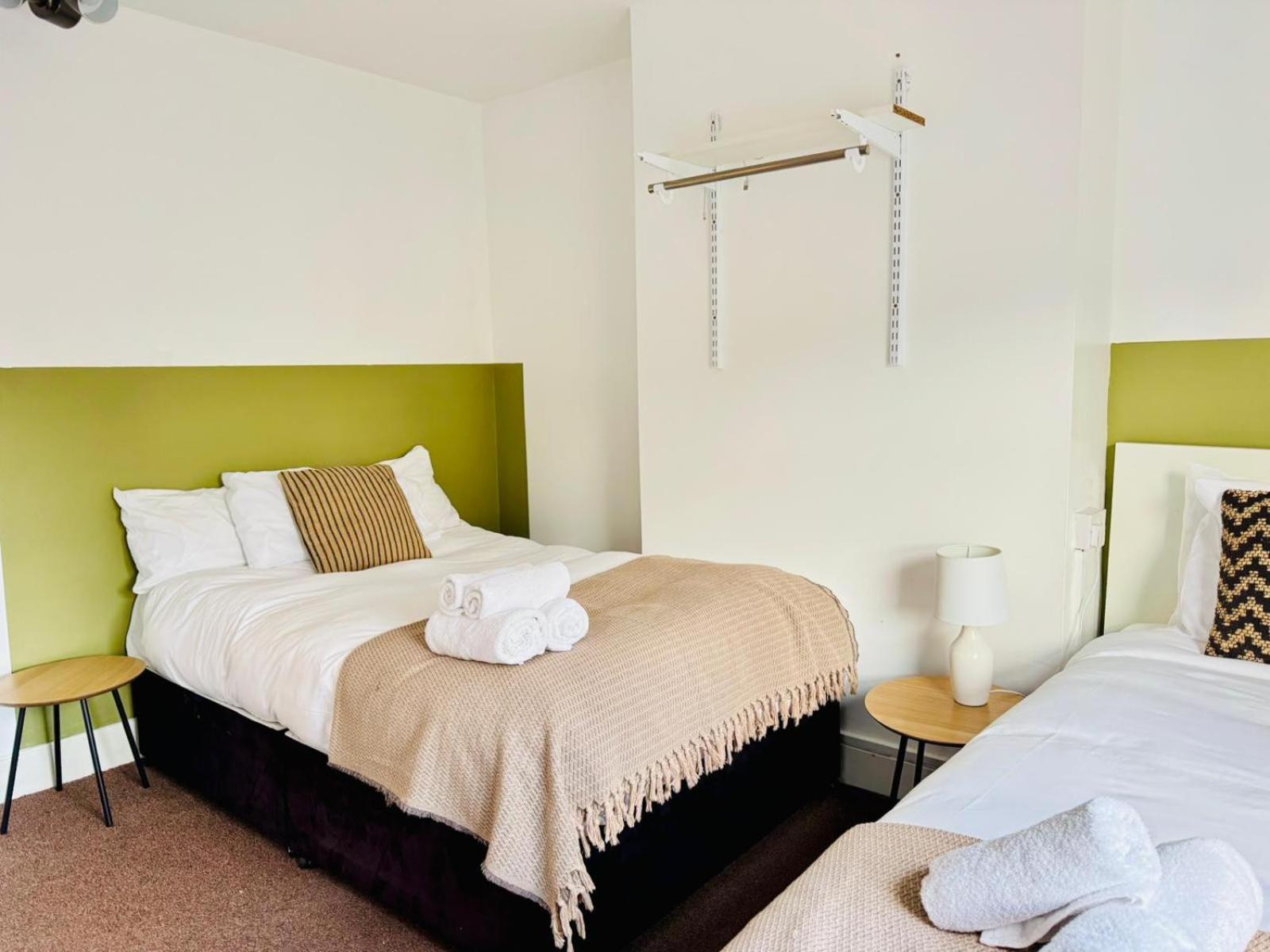 Jasper's Pet-Friendly Family Haven Villa Cambridge  Exterior photo