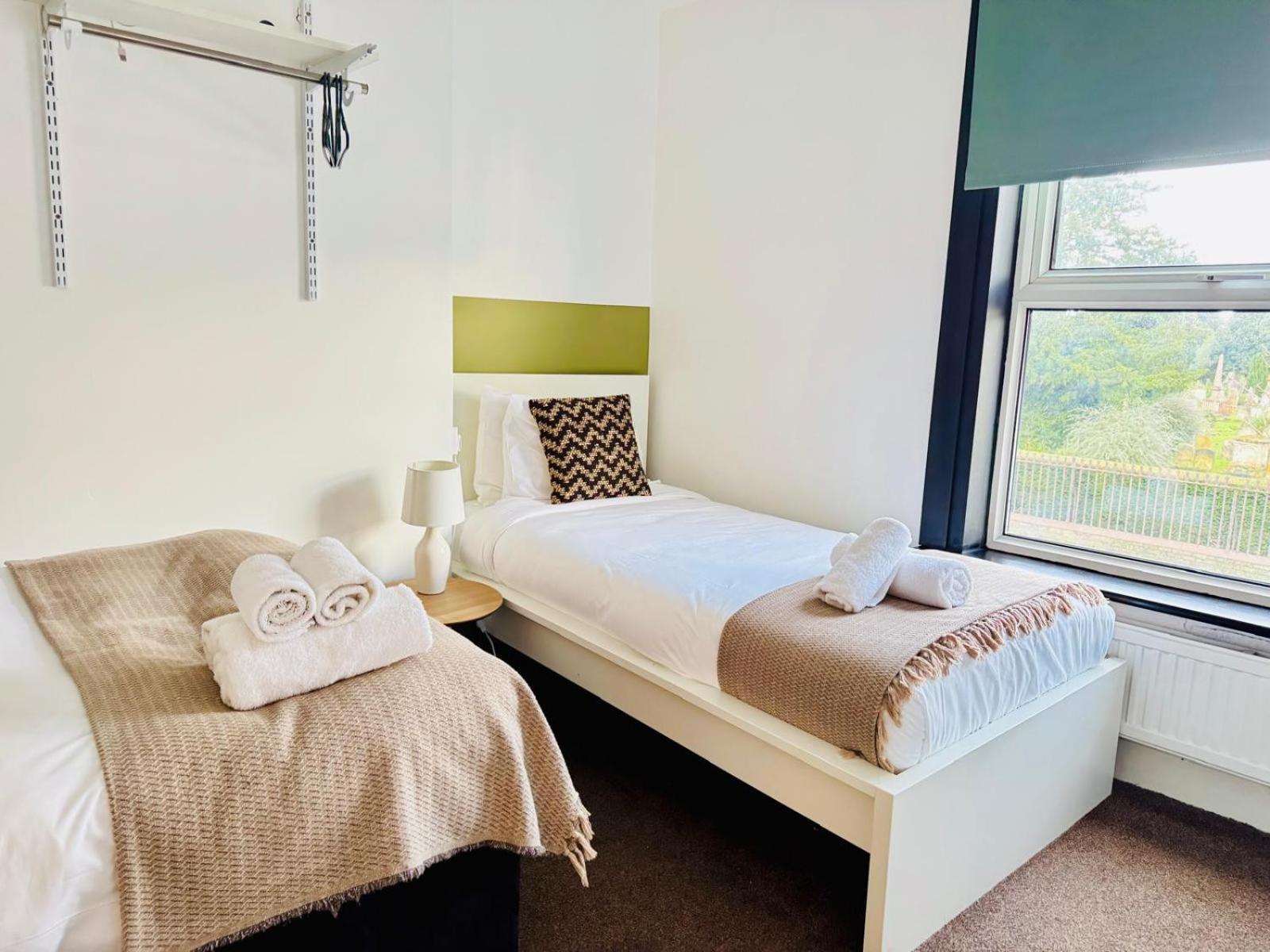 Jasper's Pet-Friendly Family Haven Villa Cambridge  Exterior photo