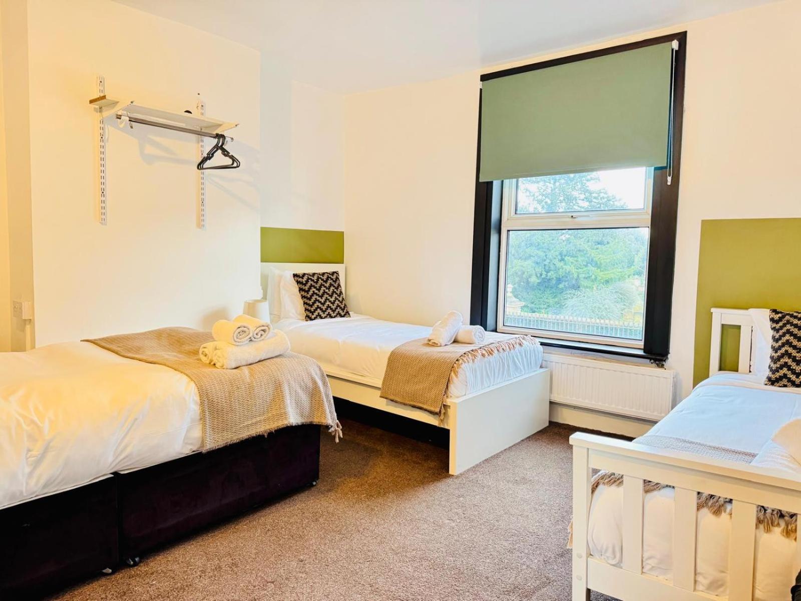Jasper's Pet-Friendly Family Haven Villa Cambridge  Exterior photo